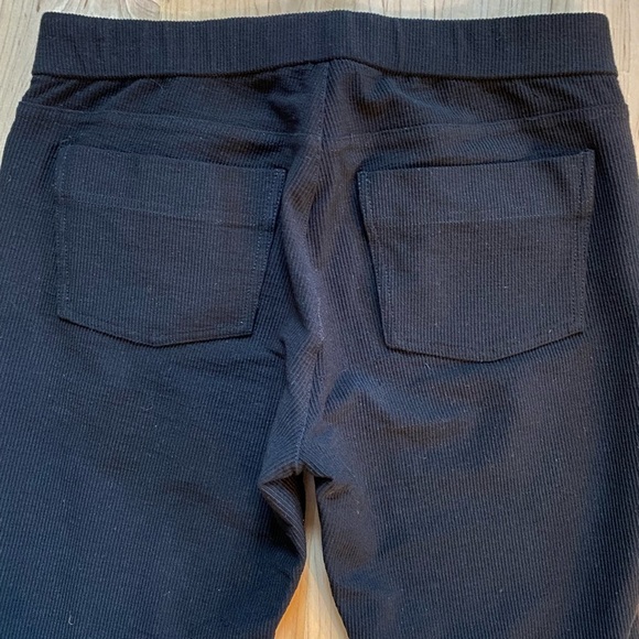 Eileen Fisher Cropped/Ankle Black Ribbed Pants - Picture 8 of 10